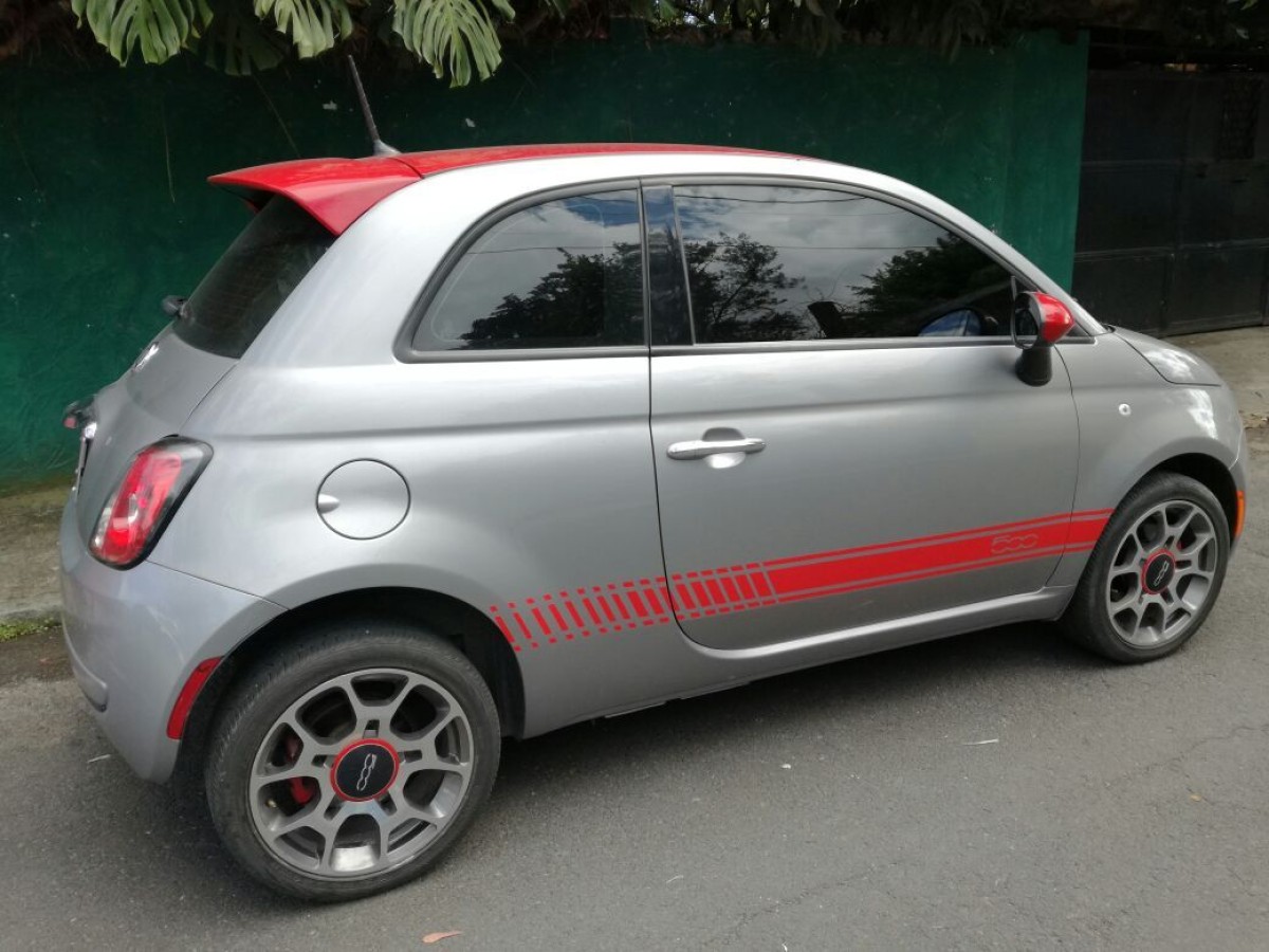 FIAT 500 - 2015                                        