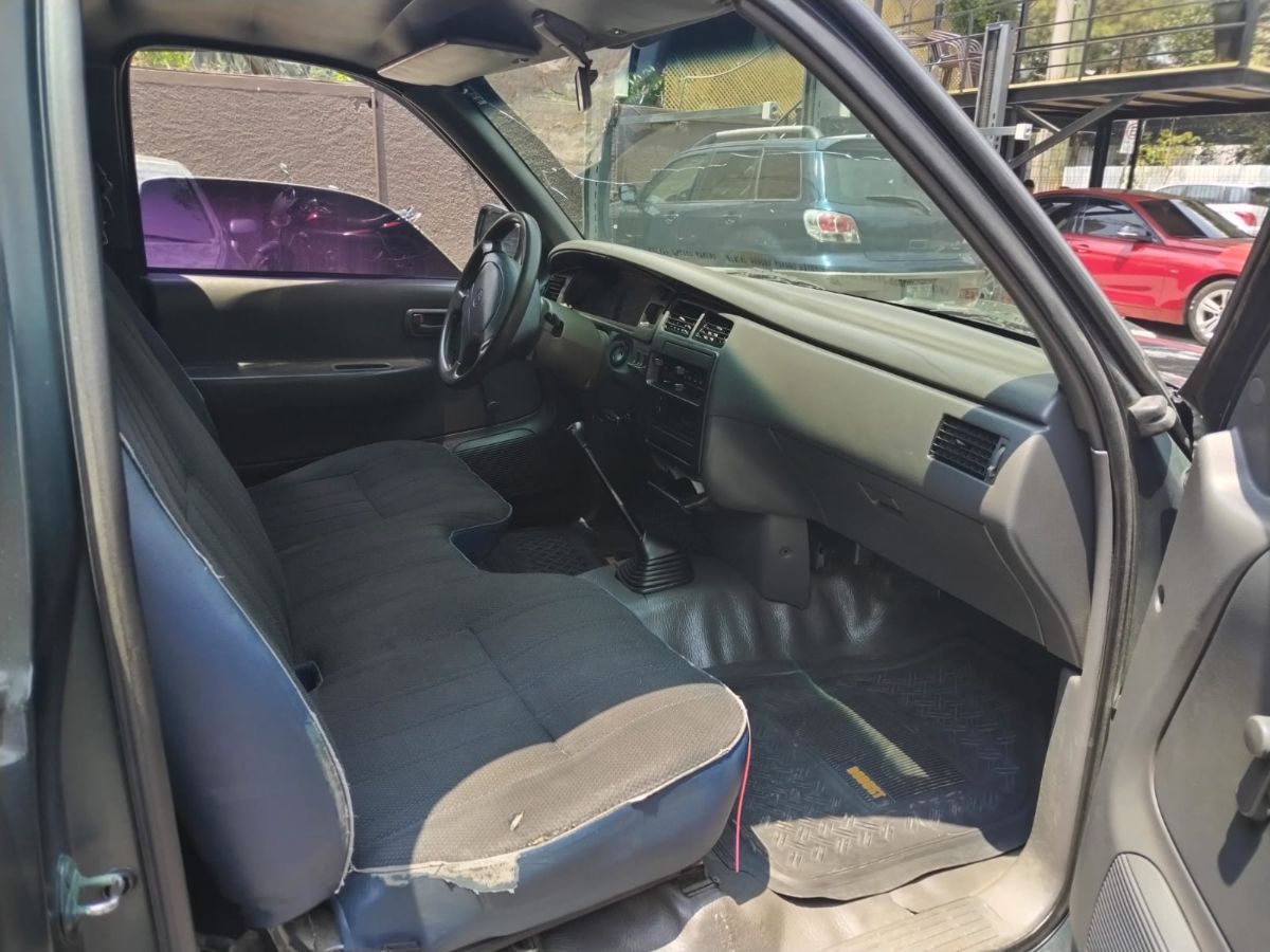 TOYOTA T100  - 1995                                        