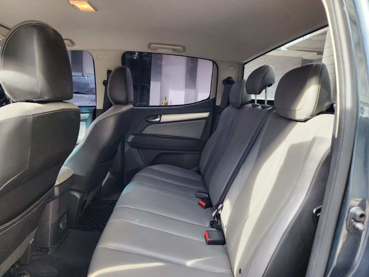 CHEVROLET  COLORADO LTZ - 2022                                        