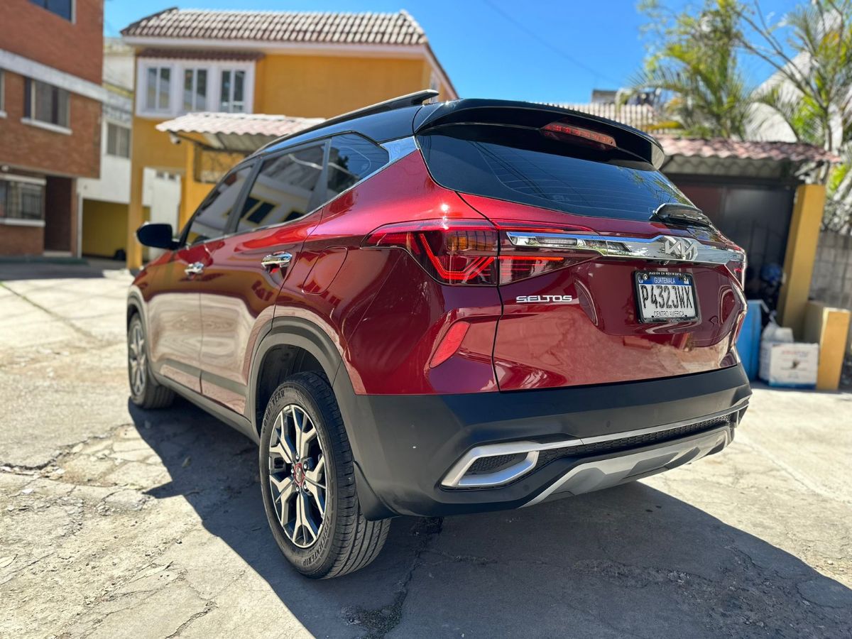 KIA SELTOS - 2023                                        
