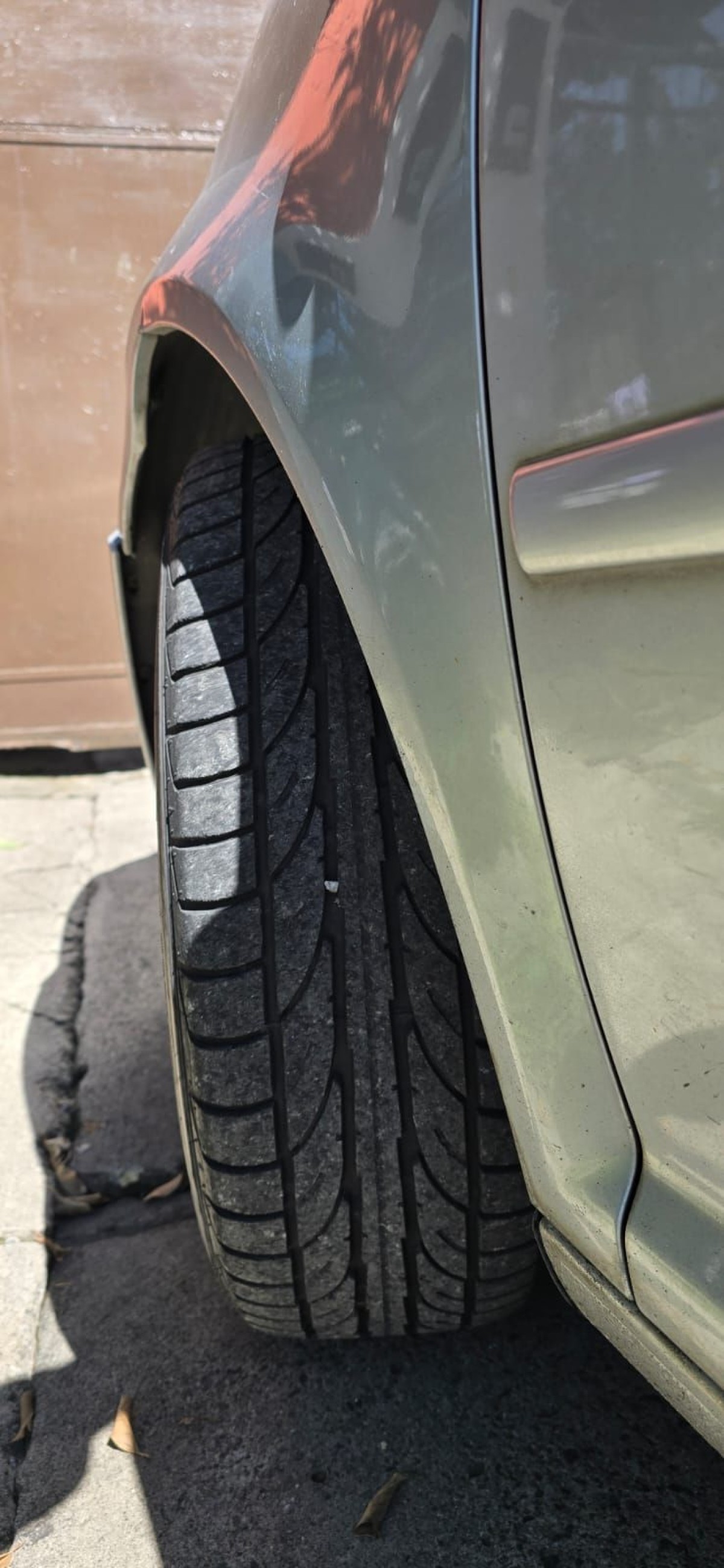 VOLKSWAGEN GOLF GLS - 2001                                        