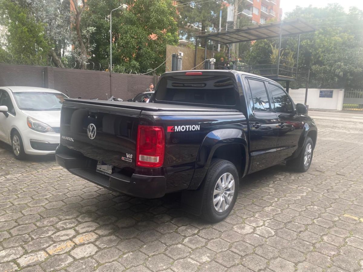 VOLKSWAGEN  AMAROK - 2023                                        