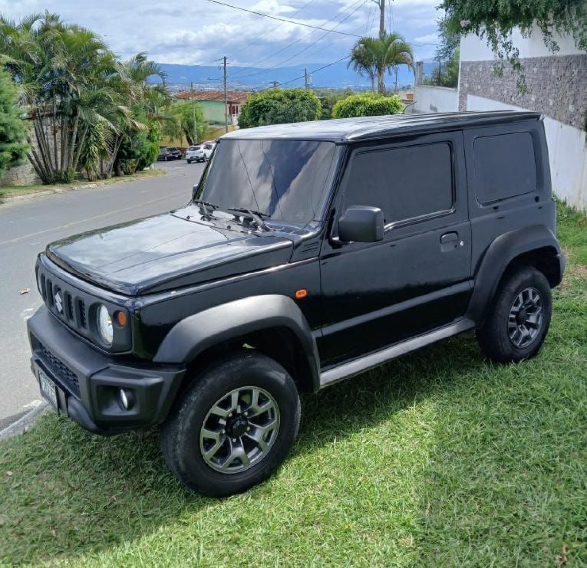 SUZUKI JIMNY - 2022                                        