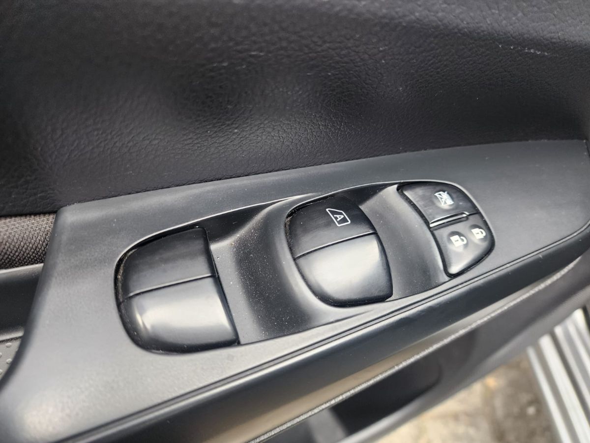 NISSAN FRONTIER - 2023                                        