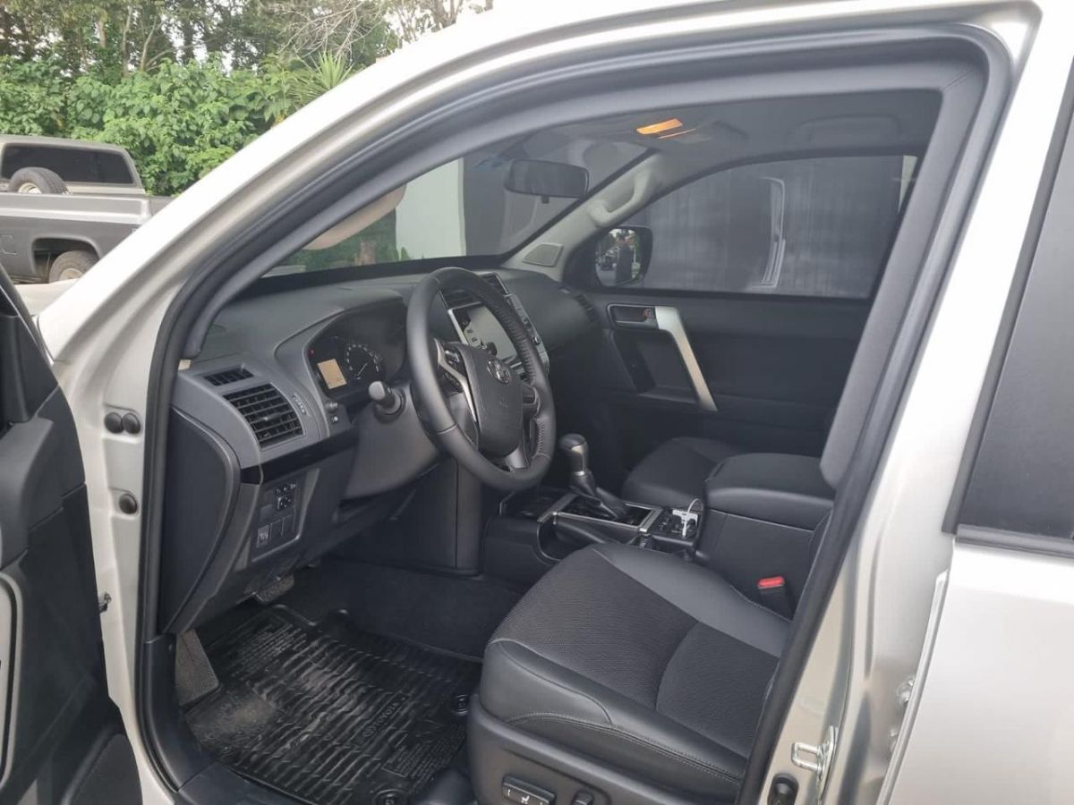 TOYOTA LAND CRUISER PRADO TXL - 2023                                        