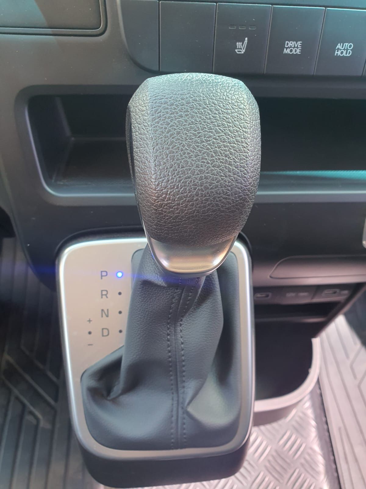 HYUNDAI GRAND  STAREX - 2022                                        