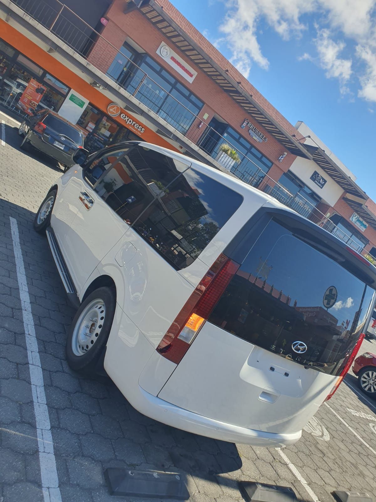 HYUNDAI GRAND  STAREX - 2022                                        