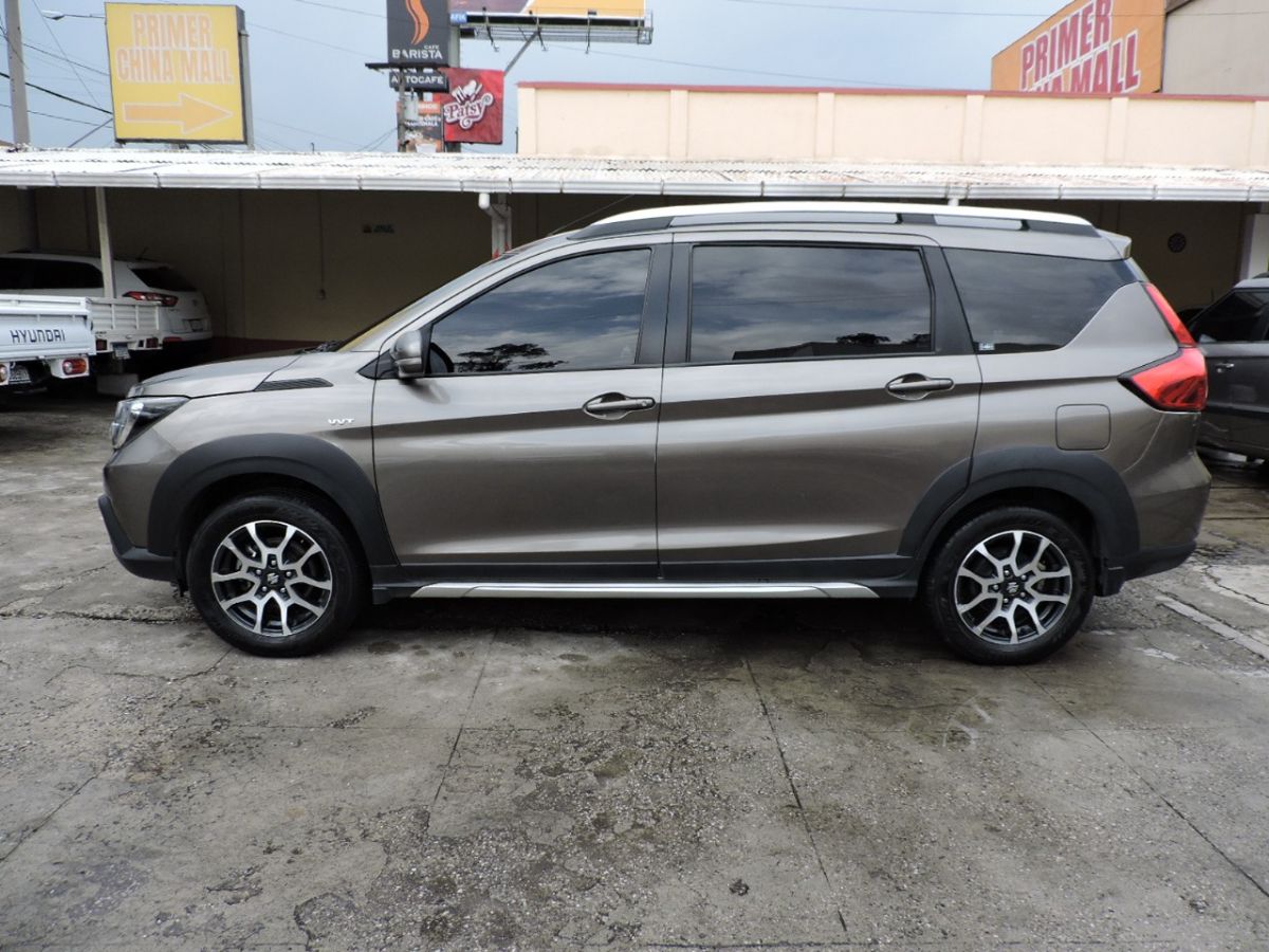 SUZUKI XL7 - 2022                                        