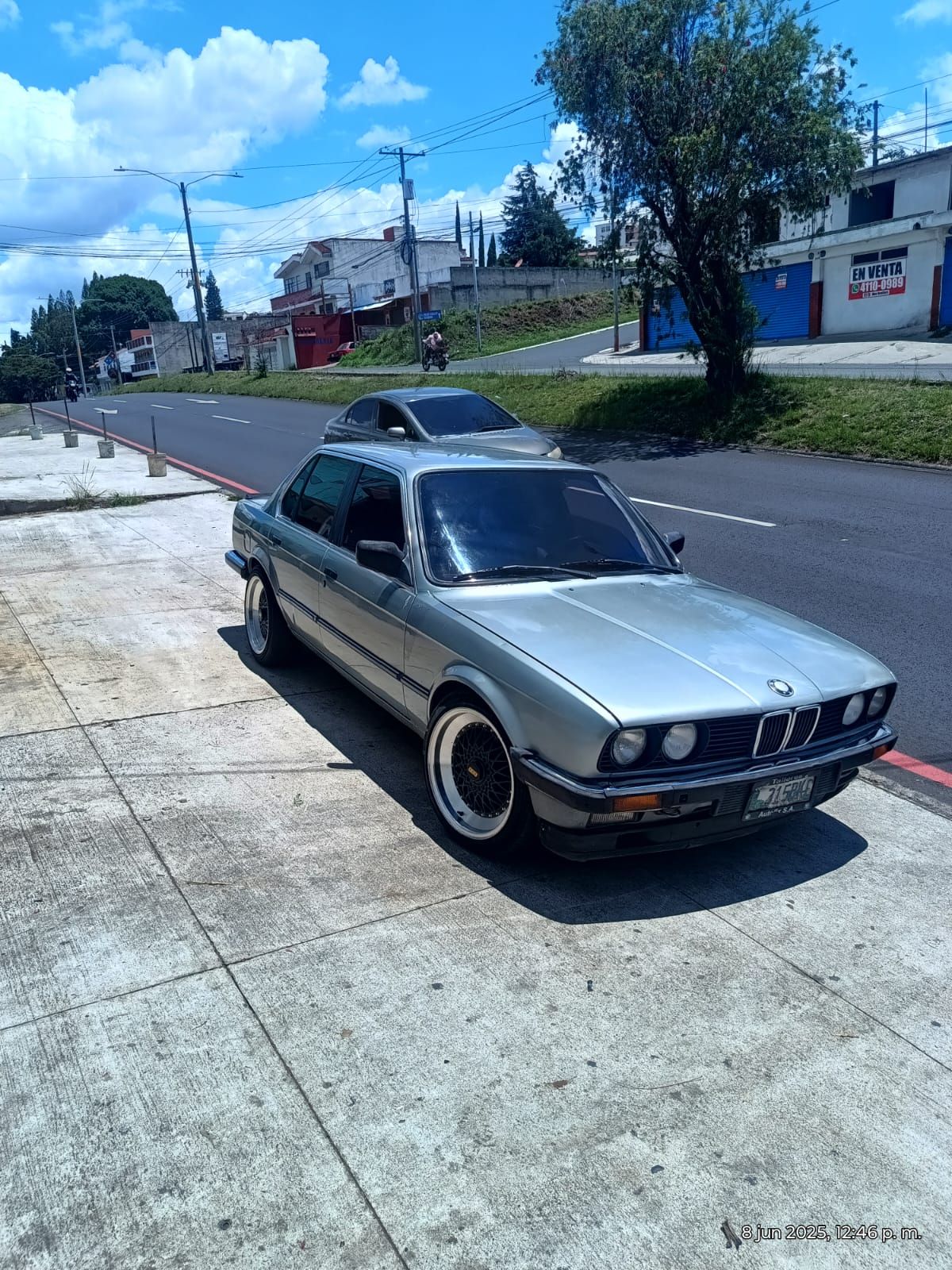 BMW 323I - 1986                                        