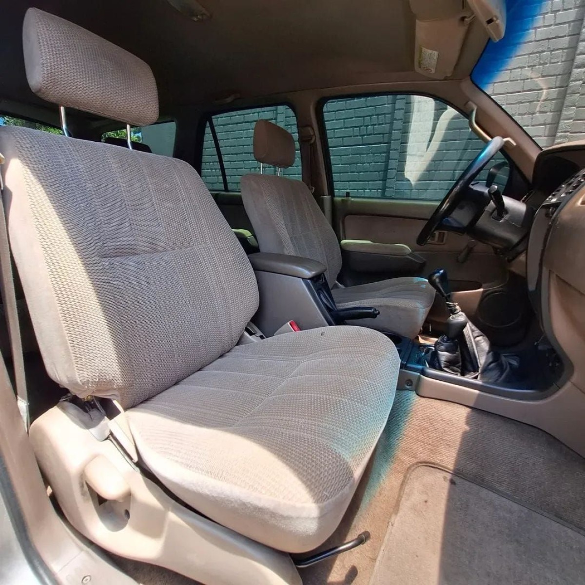 TOYOTA 4 RUNNER - 2002                                        