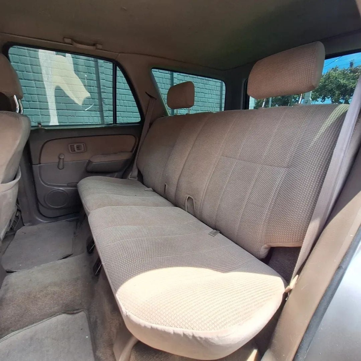 TOYOTA 4 RUNNER - 2002                                        