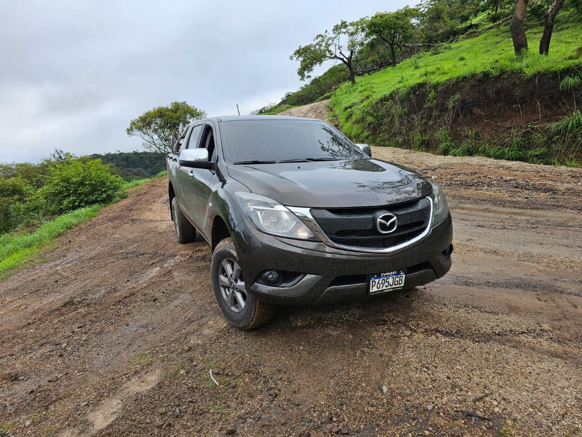MAZDA BT-50 - 2022                                        