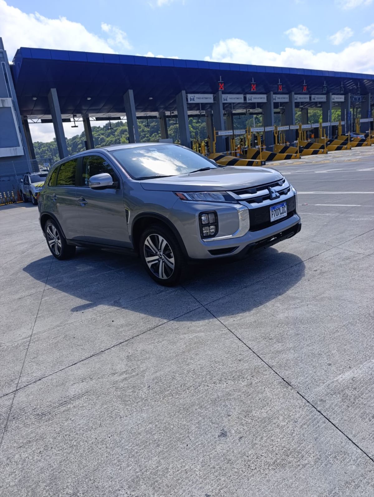 MITSUBISHI OUTLANDER SPORT - 2023                                        