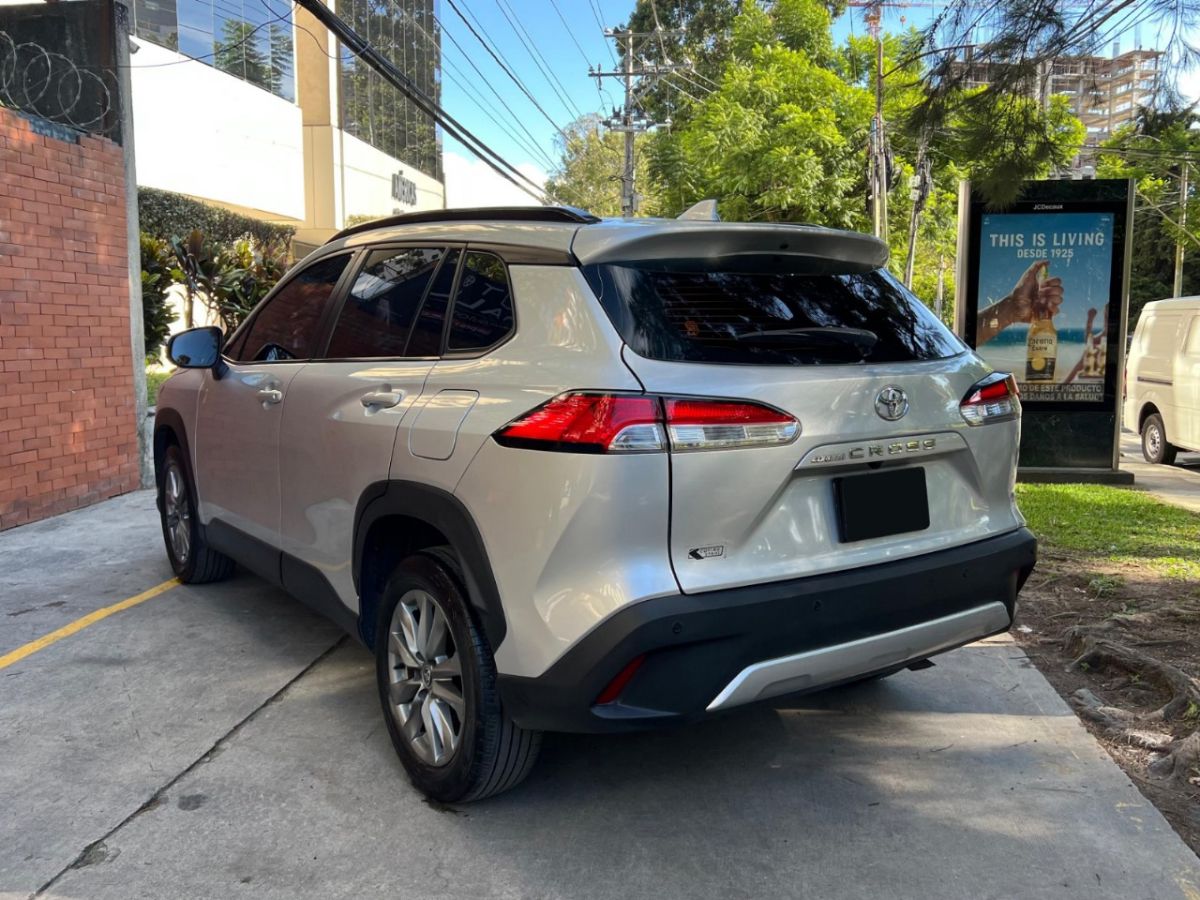 TOYOTA COROLLA CROSS - 2022                                        