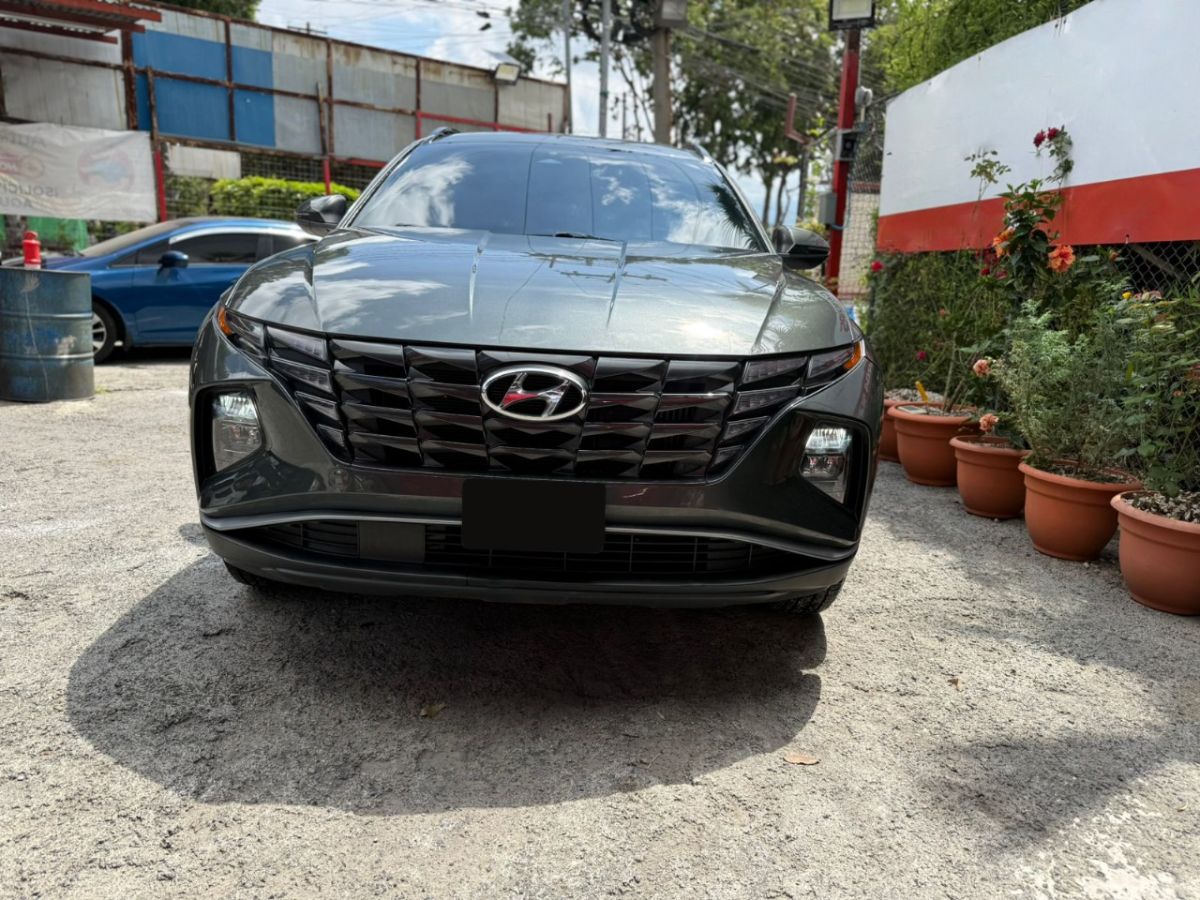 HYUNDAI TUCSON - 2022                                        