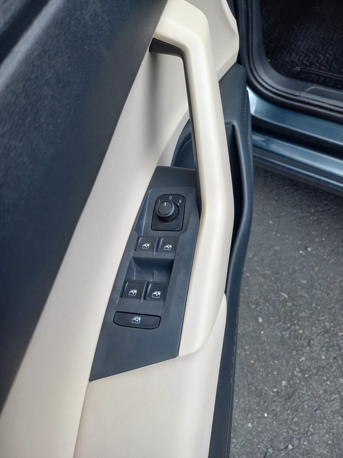 VOLKSWAGEN VIRTUS - 2022                                        