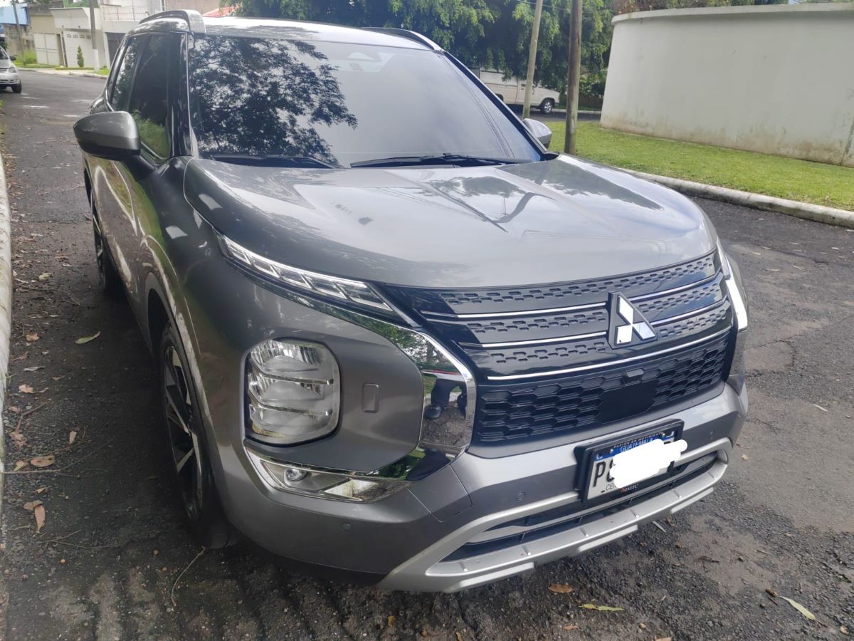 MITSUBISHI outlander - 2023