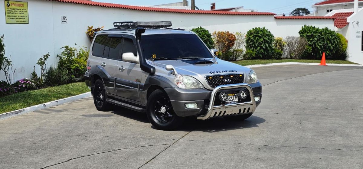 HYUNDAI TUCSON - 2004