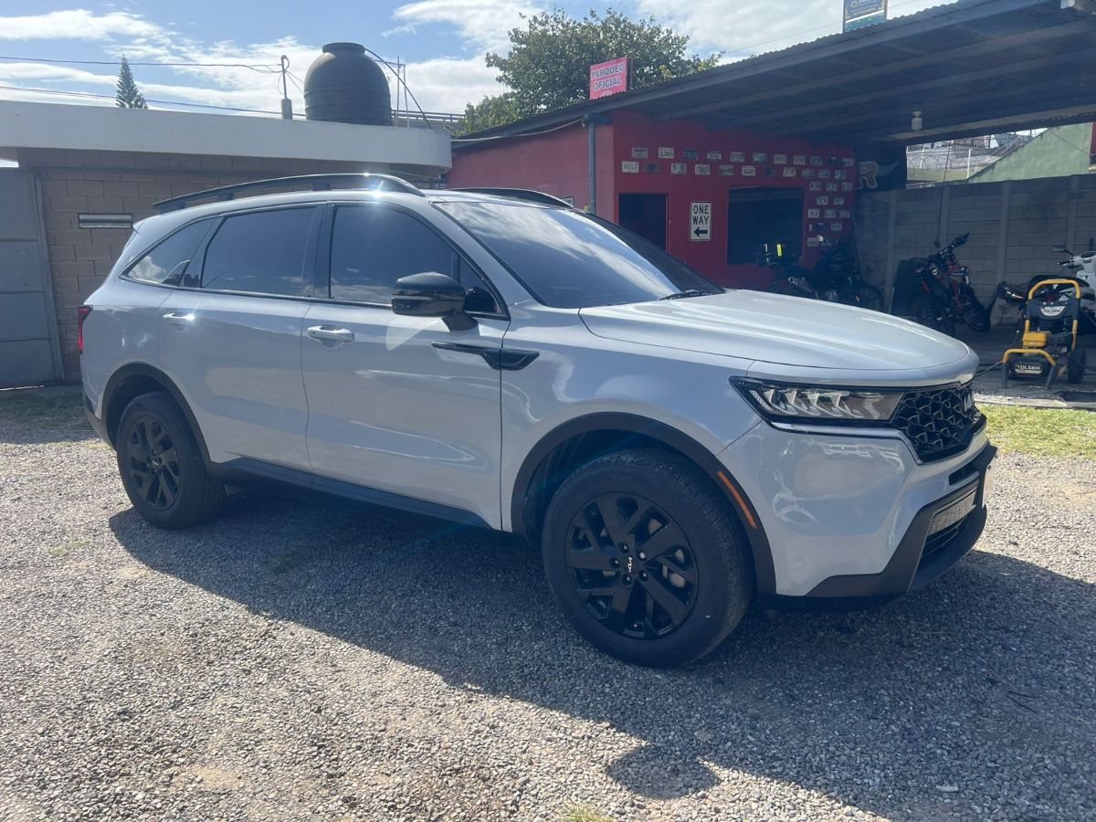 KIA SORENTO - 2023